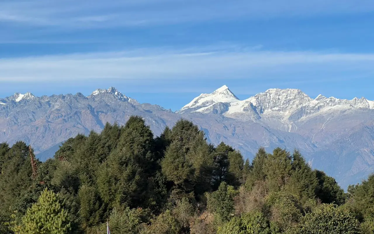Aama Yangri – Hidden Himalayan Viewpoint & Cultural Trek