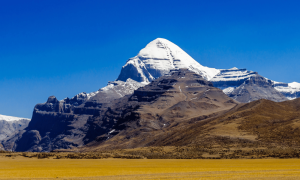 Mount Kailash & Mansarovar Yatra – Spiritual Himalayan Journey